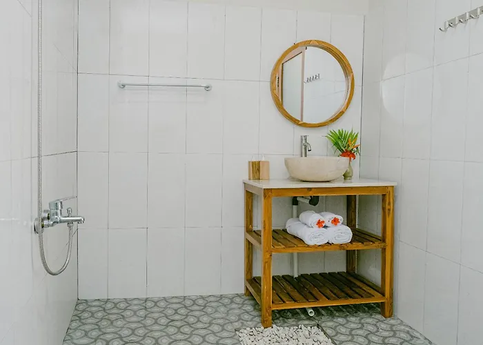 Sriwedari House Keramas ゲストハウス 4*