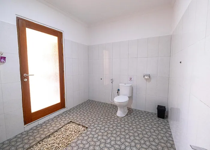 Sriwedari House Keramas ゲストハウス 4*