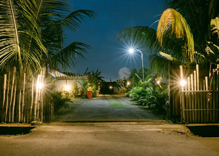Sriwedari House Keramas ゲストハウス