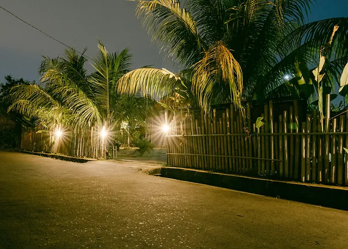 ゲストハウス Sriwedari House Keramas