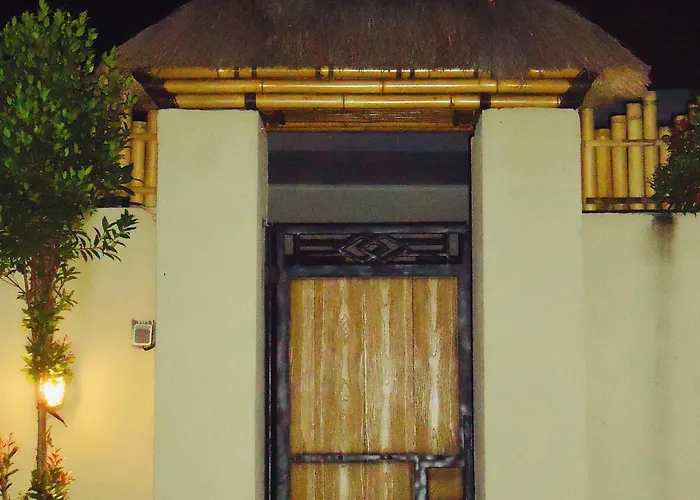 Sriwedari House Keramas ゲストハウス 4*